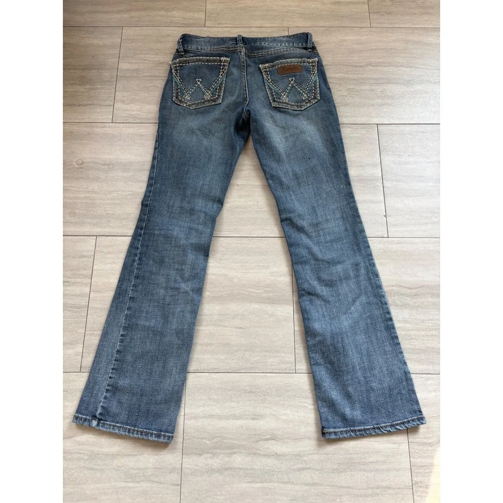 Wrangler Womens Bootcut Jeans Medium Wash Embroidered Pockets 07MWZDW 3/4 x 32